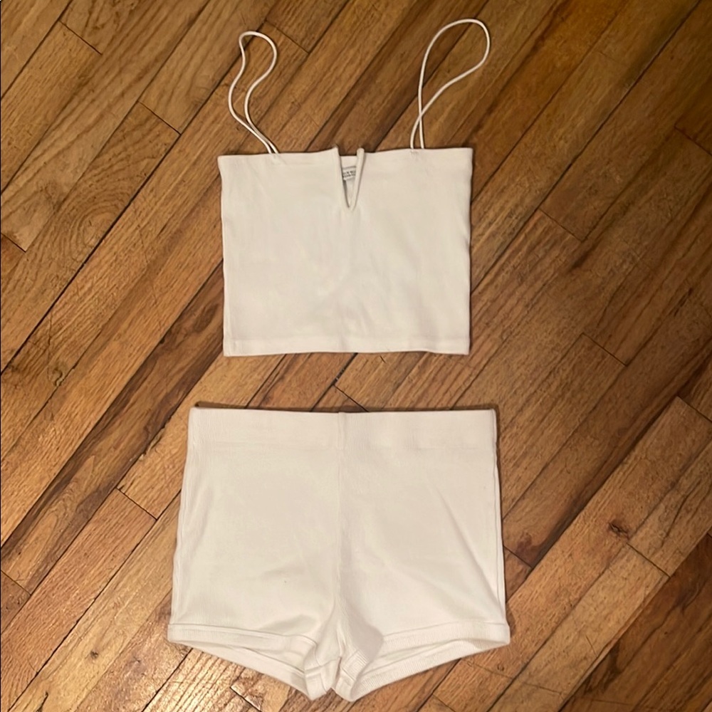Zara White Ribbed Crop Top and High-Waist Shorts Set